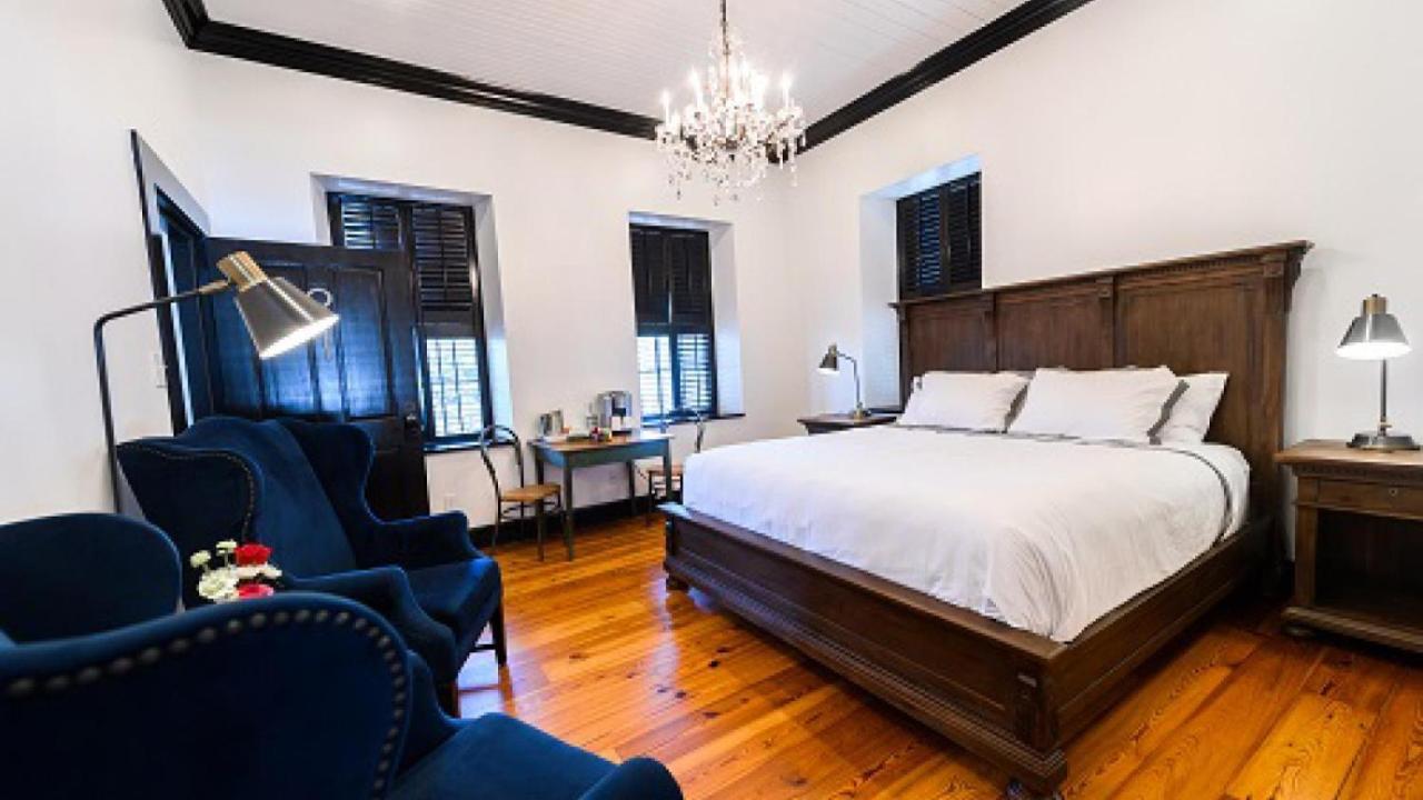 Hotel Giles Комфорт Экстерьер фото